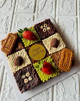 With Milk Chocolate Dip mini cookie box at The Whisky Business, Thrissur